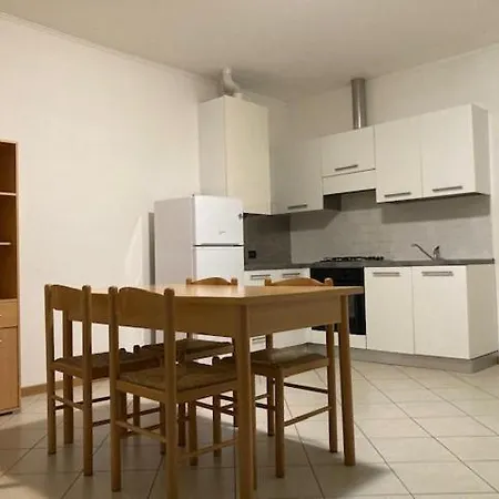 Adige Muse アパート